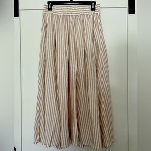 Tan/Cream striped midi skirt / SZ S / lightly worn - great condition